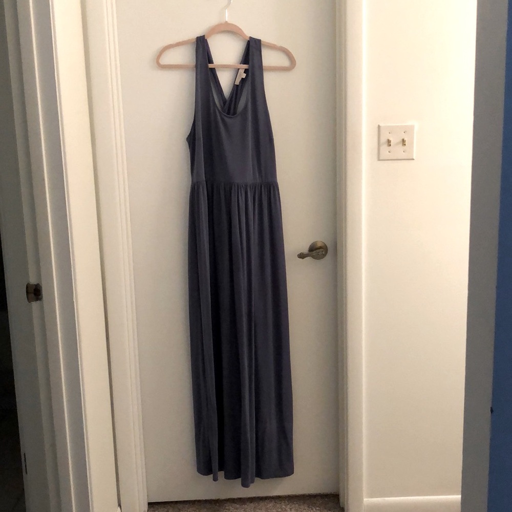 Maxi Criss-cross strap dress